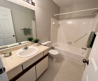 Flushing Valley Apartments, Robin Glen-Indiantown, MI
