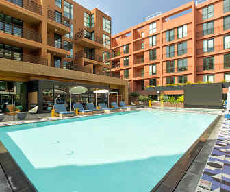 El Centro Apartments & Bungalows, 90027, CA