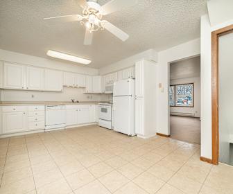 Oak Street Townhomes, 56304, MN