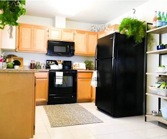 Golden Valley Luxury Apartments, Stallion Springs, CA