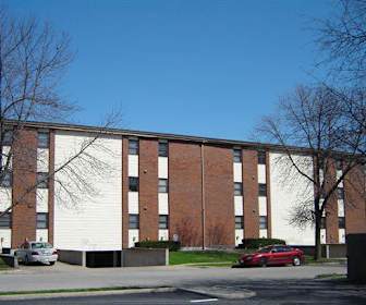 Apartments For Rent In Sullivan Il 44 Rentals Apartmentguide Com
