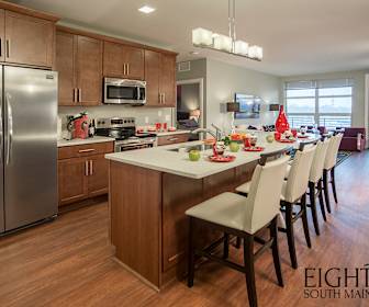 Apartments For Rent In Royal Oak Mi 235 Rentals Apartmentguide Com