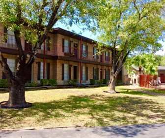 Apartments For Rent With Swimming Pool In Edinburg Tx