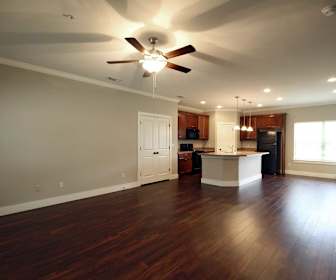 Apartments For Rent In University Of Texas Tyler Tx 97 Rentals Apartmentguide Com