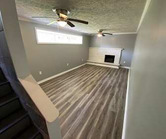 166 Oakview Drive, 45680, OH