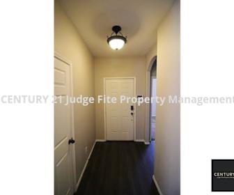 Front Entryway, 138 Sierra Drive