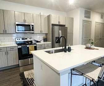 Apex Apartments, Colorado Springs, CO
