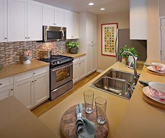 2 Bedroom Apartments For Rent In Redwood City Ca 80 Rentals