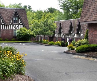 Forest Glen Apartments, Wolfpit Meadows, Westfield, MA