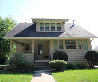 Front.PNG, 2413 B Avenue Northeast