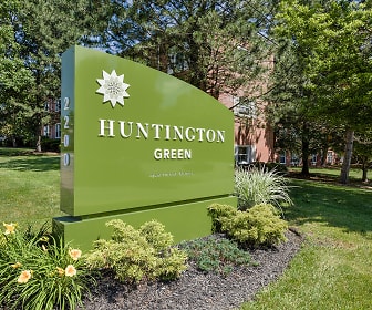 view of community sign, Huntington Green