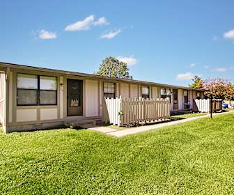 Springwood Apartments, Austintown, OH