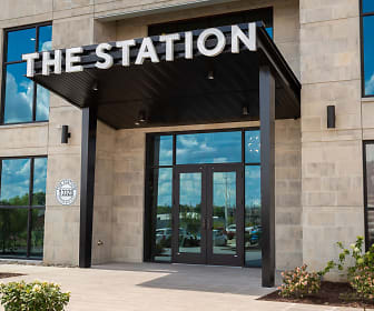 The Station @ Middletown, Park Lake, KY