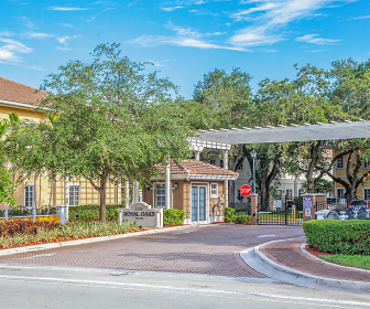 Royal Oaks Townhomes, Sheridan Technical College, Fort Lauderdale, FL