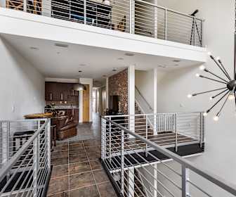 Condos For Rent In Artistic Nails And Beauty Academy Tampa Fl Apartmentguide Com