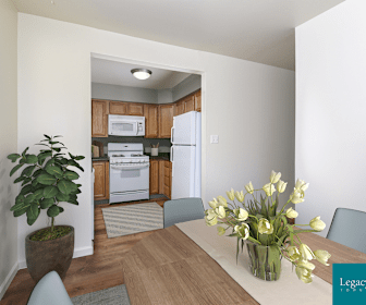 Legacy Bay Townhomes, 13902, NY