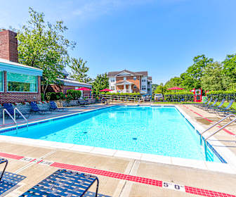 Devlins Pointe Apartments, Hampton High School, Allison Park, PA