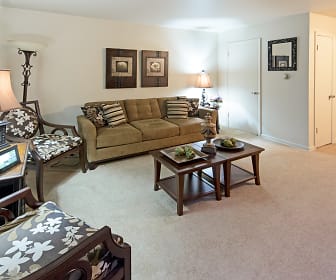 Brook Forest Apartments, Bensenville, IL