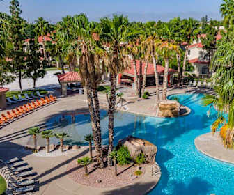 Casino 85044 restaurants