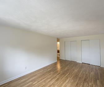 Hamilton Place, 02472, MA