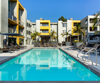 The Crescent at West Hollywood, Havenhurst Drive, West Hollywood, CA