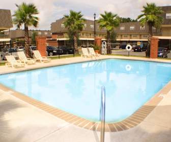 Bridgeway Apartments and Townhomes, 70508, LA
