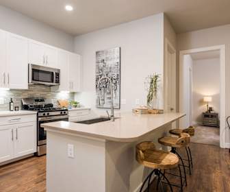 Live Oak Lofts Apartments For Rent 294 Apartments Dallas Tx Apartmentguide Com [ 280 x 336 Pixel ]