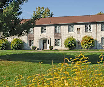 Grand Plaza, Howell, MI