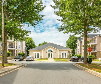 Crown Point Luxury Apartments, Concord, NC