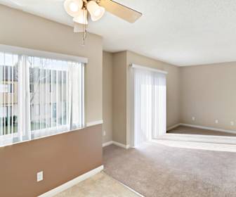 Apartments For Rent In Fountain Valley Ca 196 Rentals Apartmentguide Com