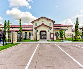 Pioneer Hill, Copperfield, Austin, TX