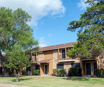 Wood Trail Apartments, Bryan, TX
