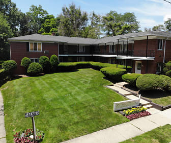 Orchard Woods Apartments, Notre Dame Marist Academy Lower Division, Waterford, MI