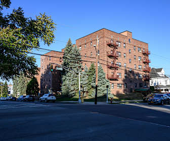 Apartments Under 1100 In New York Ny Apartmentguide Com
