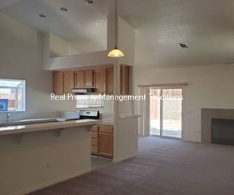 Apartments For Rent In Rosamond Ca 159 Rentals Apartmentguide Com