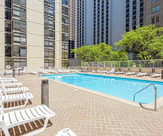 Pet Friendly Apartments For Rent In Gold Coast Chicago Illinois Apartmentguide