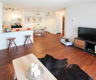 Marsh Creek Village, 48183, MI