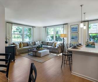 santa clara square apartments reviews