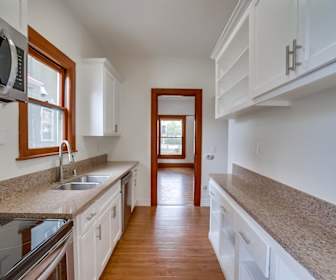 Kitchen 2 (2).jpg, 1180 West Adams Boulevard