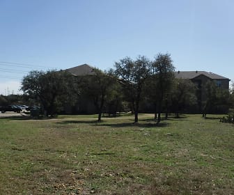 view of mother earth's splendor with an expansive lawn, The Oaks at La Cantera