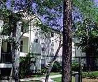 Golden Oaks Apartments, Aloma, FL
