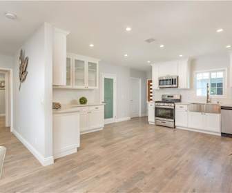 Apartments For Rent In 91405 Van Nuys Ca 160 Rentals