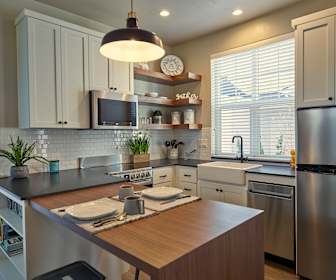 Dining Room.jpg, 1711 River Road