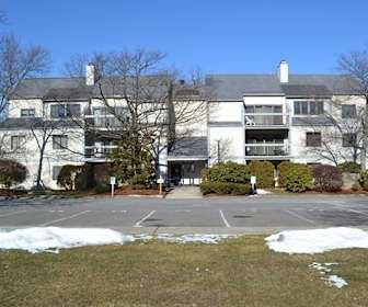Apartments Under 1000 In Boston Ma Apartmentguide Com