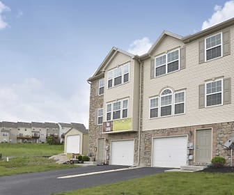 Sunpointe Townhomes, Central Dauphin East High School, Harrisburg, PA