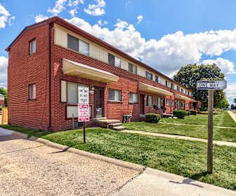 MacArthur Manor Apartments, Warren, MI