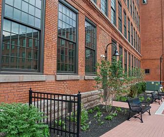 Capitol Lofts, Hphs Academy Of Engineering And Green Technology, Hartford, CT