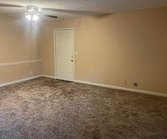 Dining Entry.jpg, 2929 Selena Drive