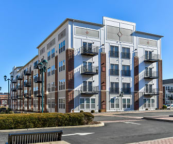 100 Park at Wyomissing Square, Callowhill, Reading, PA