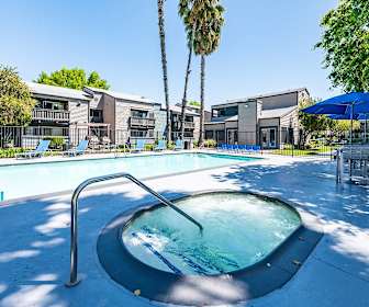 EvRIA New Diamond Valley, Hemet, CA